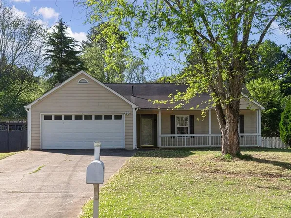 1222 W Wylie Bridge Rd, Woodstock, GA 30188