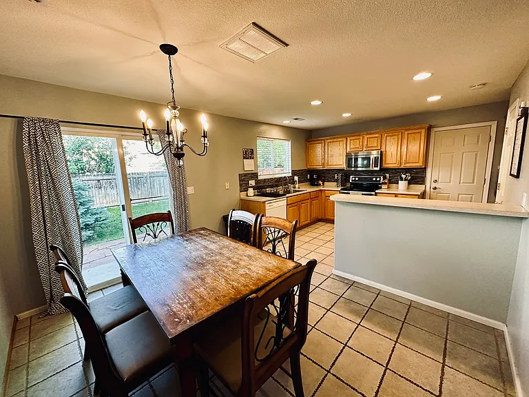 10654 Butte Dr — Photo 8