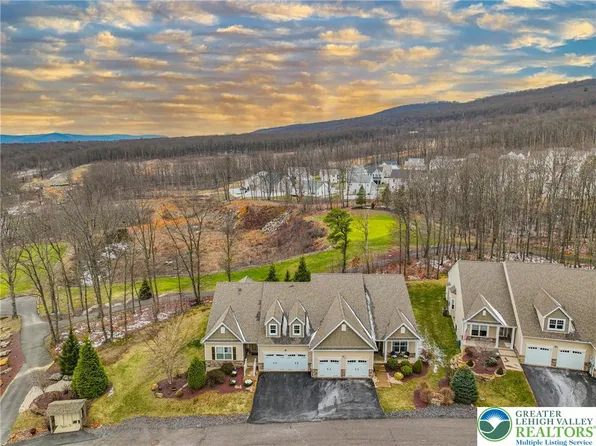 14 Reserve Dr, Drums, PA 18222