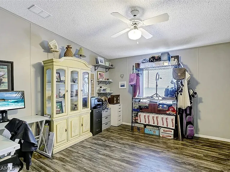 2023 Gish Ln — Photo 14
