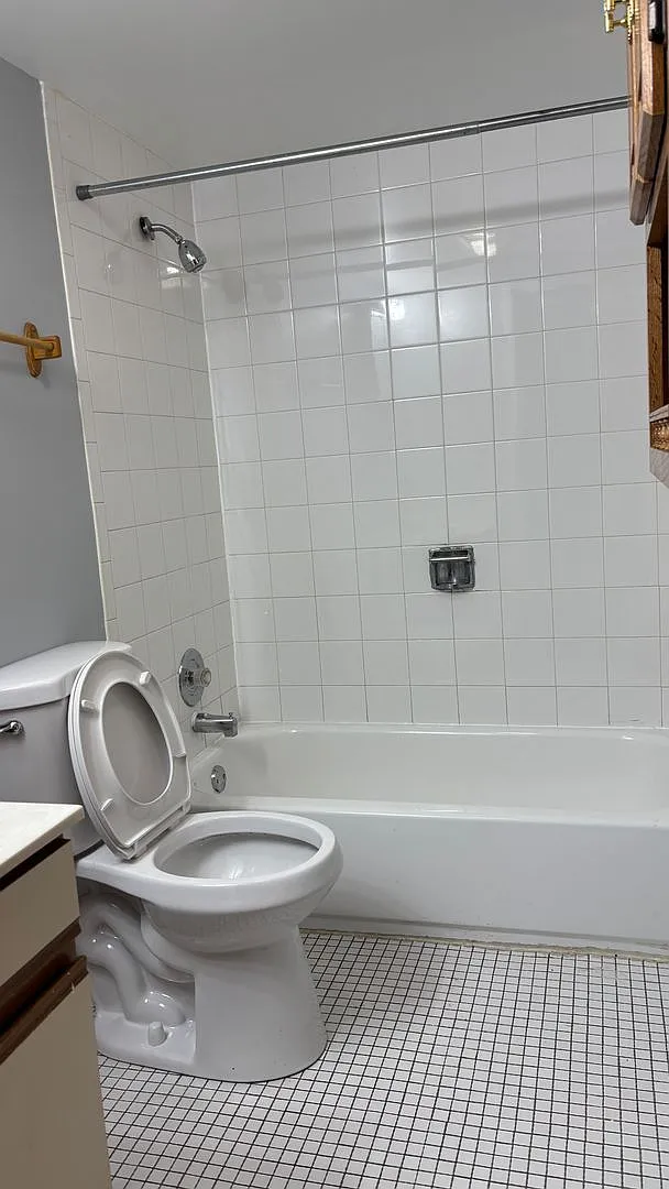 Oak Trails Apartment — Photo 4