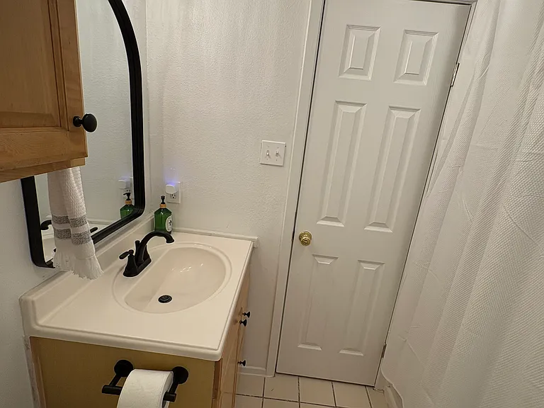 13827 Flagstone Dr — Photo 27