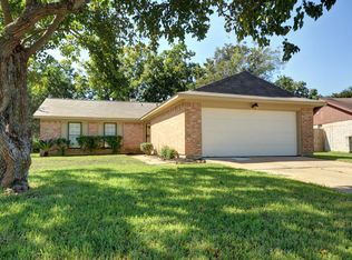 12126 New Rochelle Dr, Houston, TX 77089