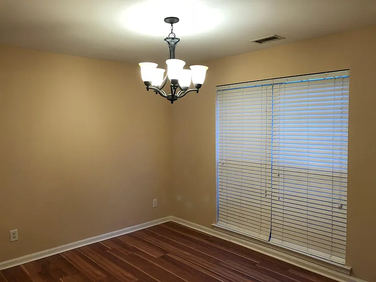 Spacious Dining Room