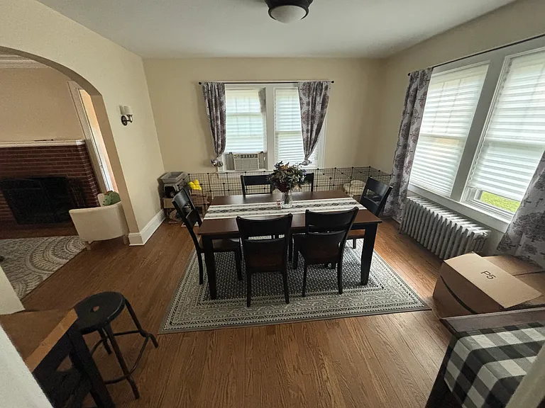 128 Maple Ave — Photo 4
