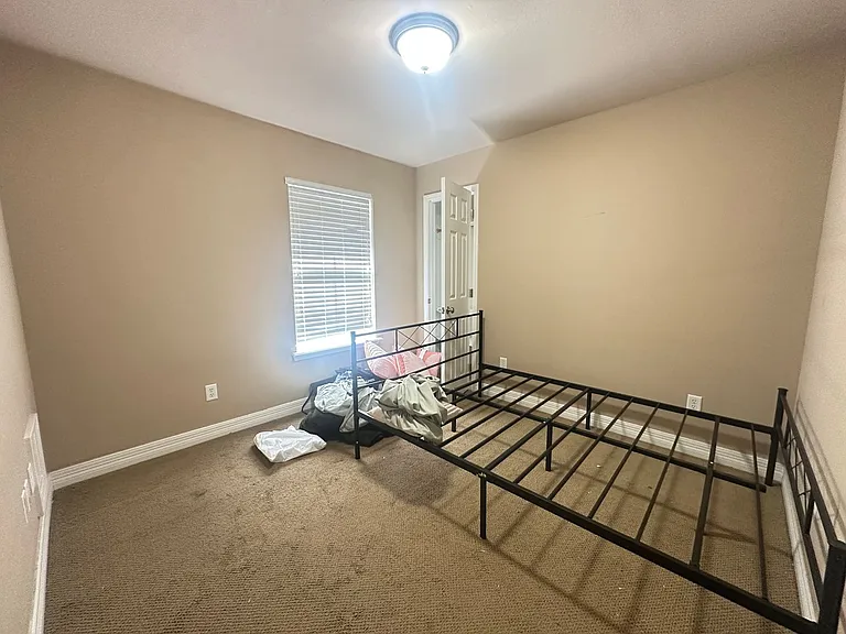 126 Riverbrooke Dr — Photo 10
