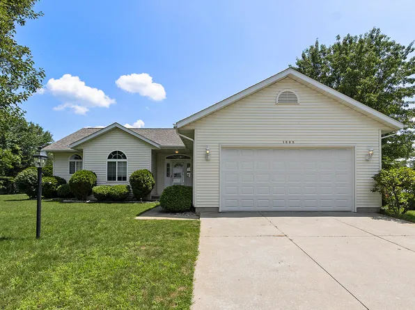 1005 Goodsell St, Otsego, MI 49078