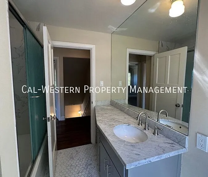 1385 Newport Ave — Photo 46