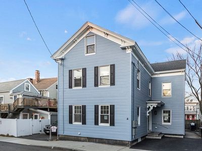 5 Carlton St Floor 2, Salem, MA, 01970