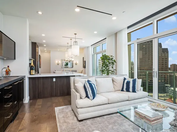 123 LEXINGTON AVENUE #1208, San Antonio, TX 78205