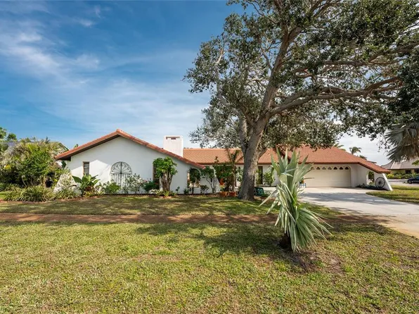 307 Gladstone Blvd, Englewood, FL 34223