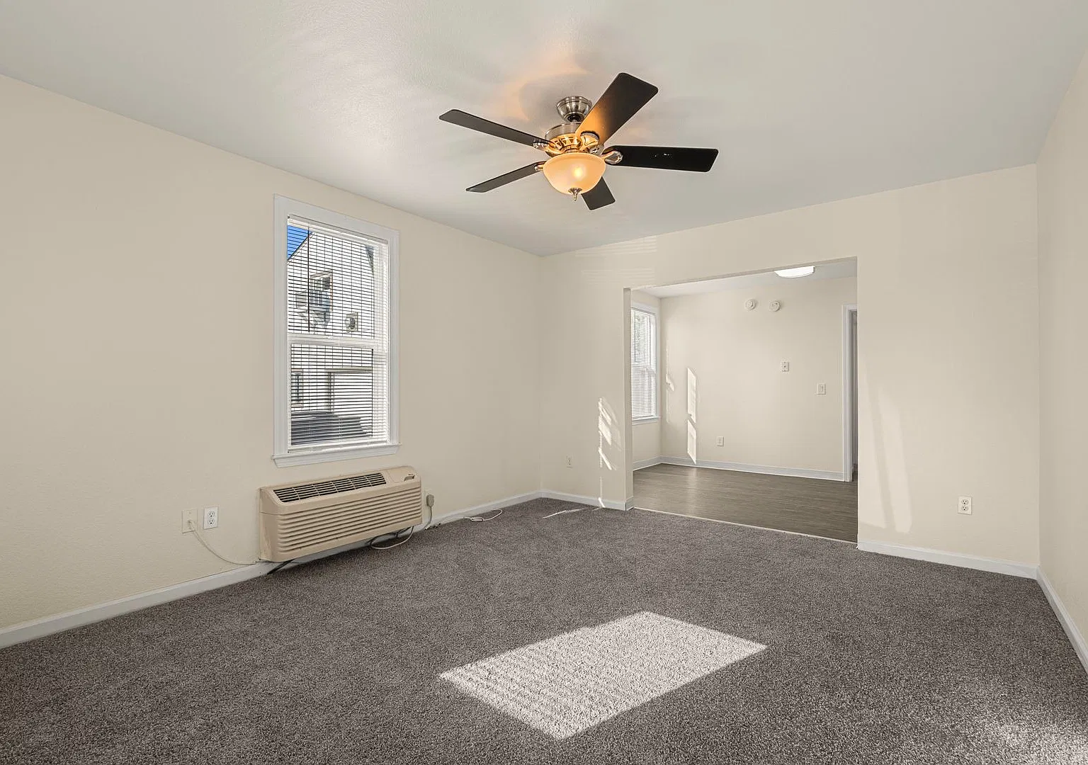130 Grape Street — Photo 3