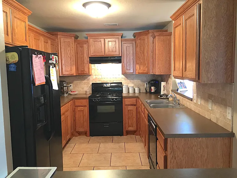 17612 Black Hawk Dr — Photo 8