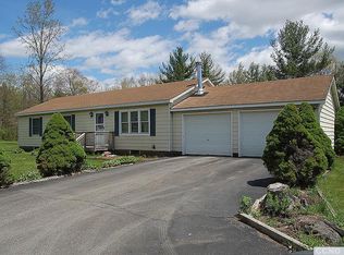 138 Percy Hill Rd, Old Chatham, NY 12136