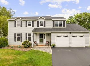 4226 Streamwood Dr, Clay, NY 13041