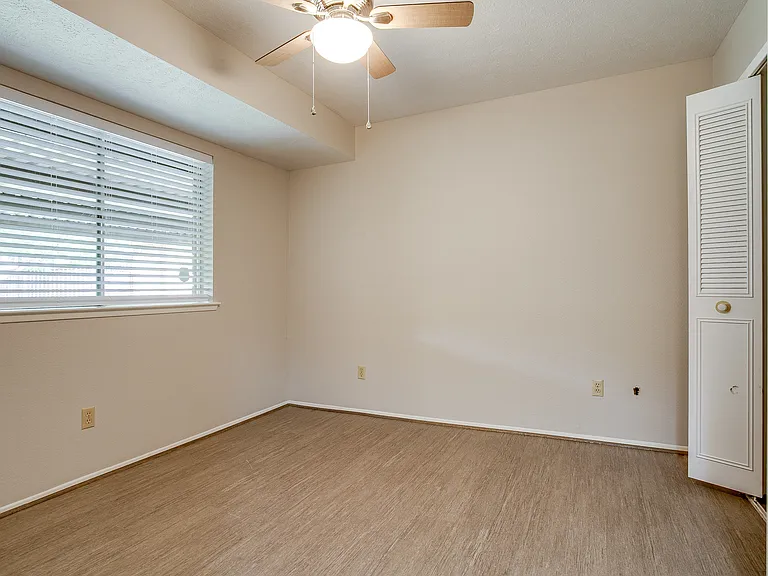 1308 Grinnell Dr — Photo 23
