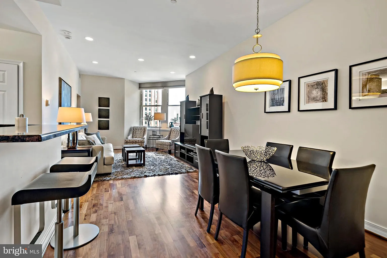 1600 Arch St APT 805 photo 1