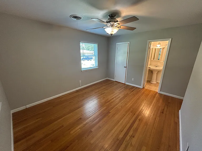 1107 Eric Ave — Photo 8