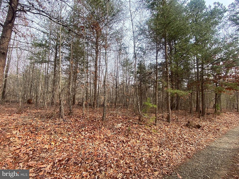 2nd image of 877 Old Cc Rd