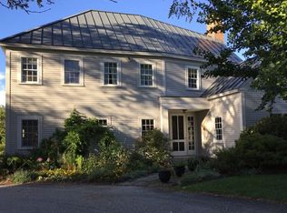 529 West St, North Bennington, VT 05257