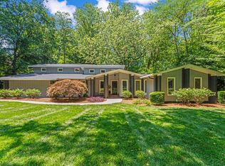 2901 Sandia Dr, Raleigh, NC 27607