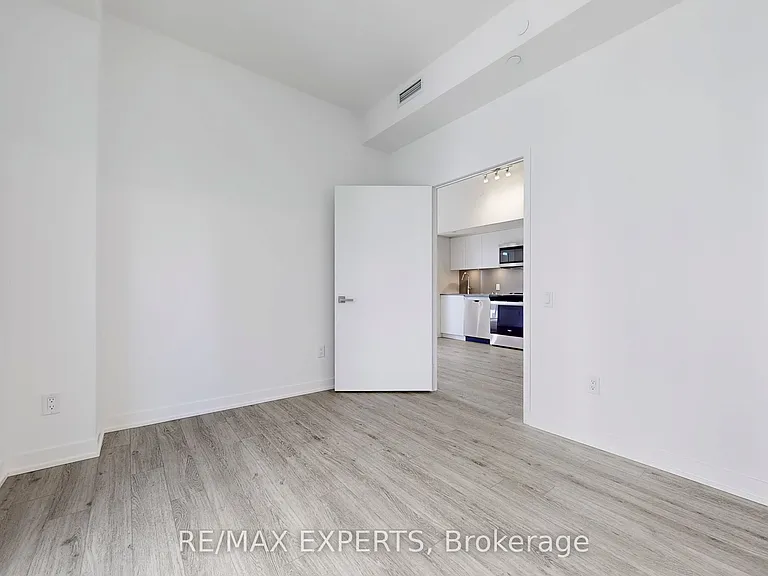 500 Wilson Ave #535 — Photo 10