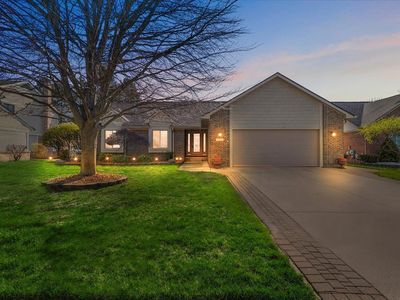 7716 Maple Dr, Westland, MI, 48185