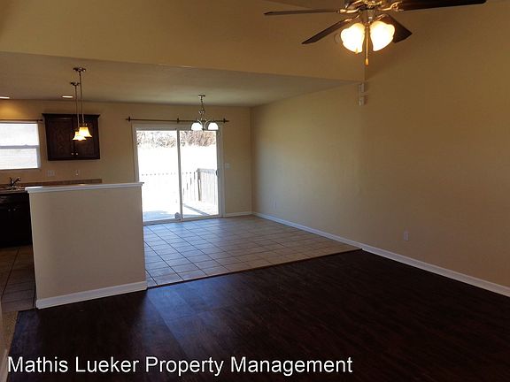 3rd image of 2402 Fox Sparrow Ct
