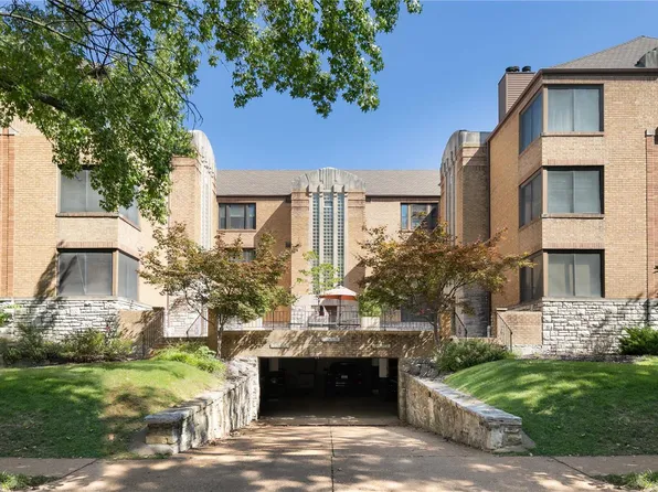 7559 Byron Pl APT 2E, Saint Louis, MO 63105