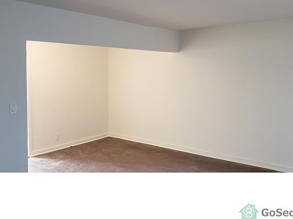 4th image of 837 W 85th St APT 2