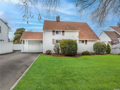 76 Jerusalem Ave, Levittown, NY, 11756