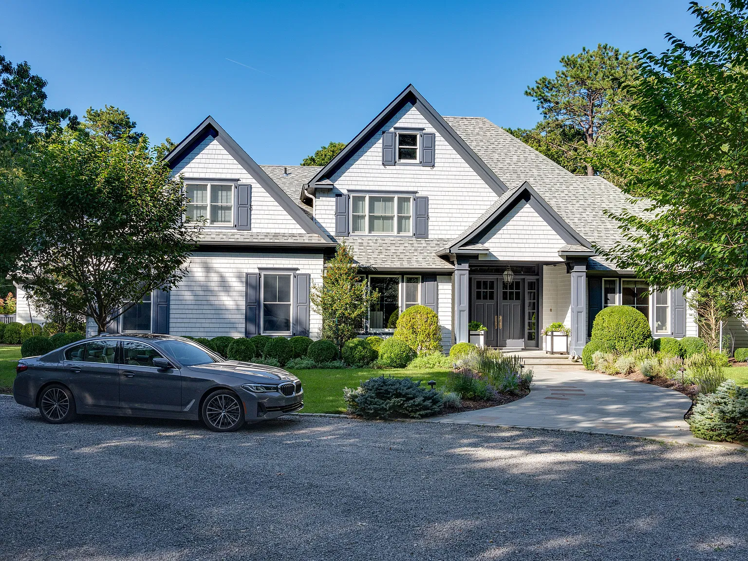 This Fabulous East Hampton Home Has Everything — Photo 2