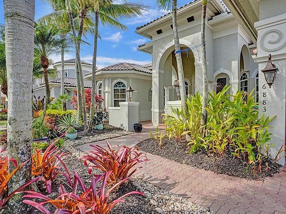 4th image of 6883 NW 116th Avenue