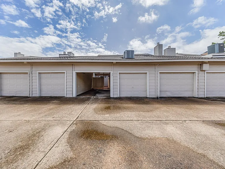 727 Bunker Hill Rd #34 — Photo 37