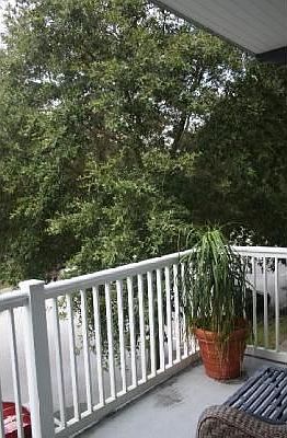 5th image of 611 Campus St APT 270