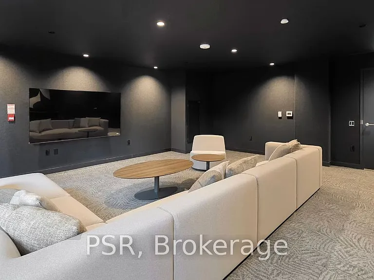 240 Markland Dr #706 — Photo 20