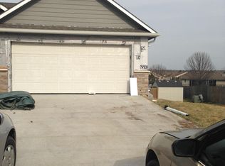 4846 NW Fielding Rd, Topeka, KS 66618