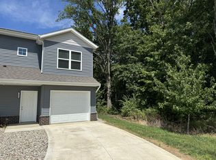 6886 Solid Rock Dr, Fort Wayne, IN 46835