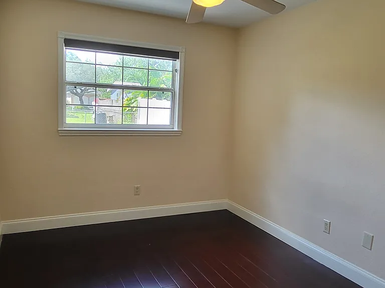 901 N Palm Dr SW — Photo 15