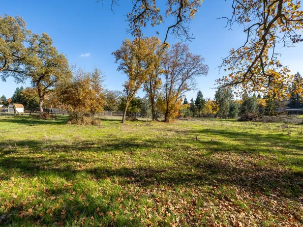 3820 Valle Vista Rd, Carmichael, CA 95608