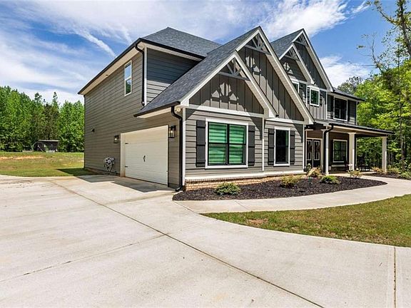 4th image of 415 Paynes Lake Rd