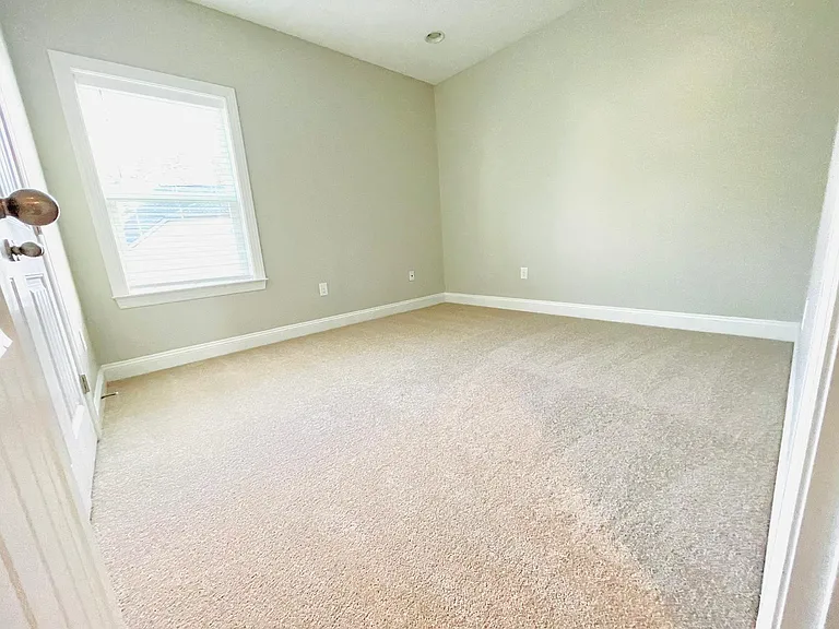 1930 Manor Stone Dr — Photo 14