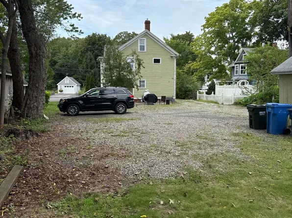 244 Water St #2, Guilford, CT 06437