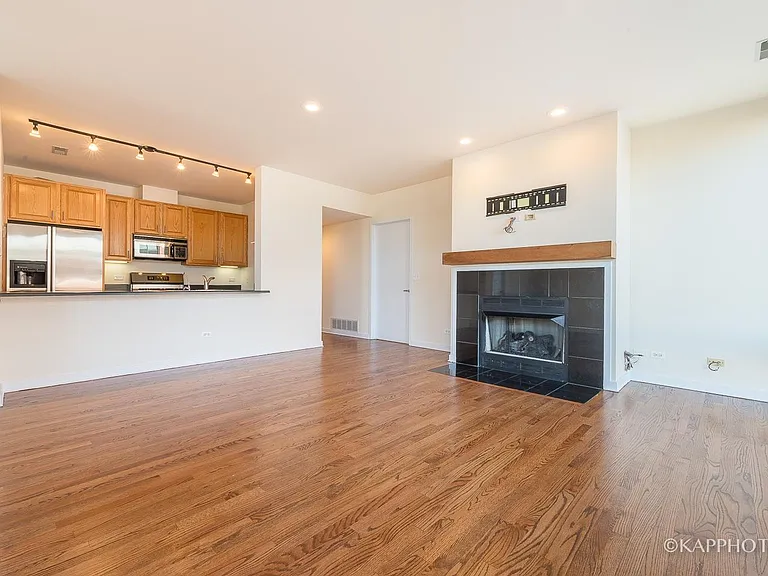 1151 W Washington Blvd #131 — Photo 5