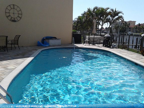 4th image of 3221 White Ibis Ct #A