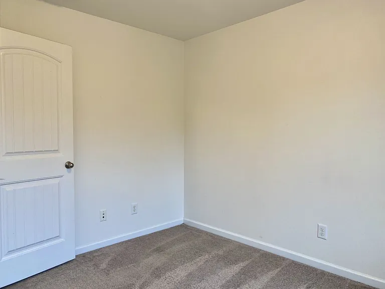 1021 Livingstone Ln — Photo 22
