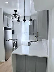 310 Summit Avenue, #3