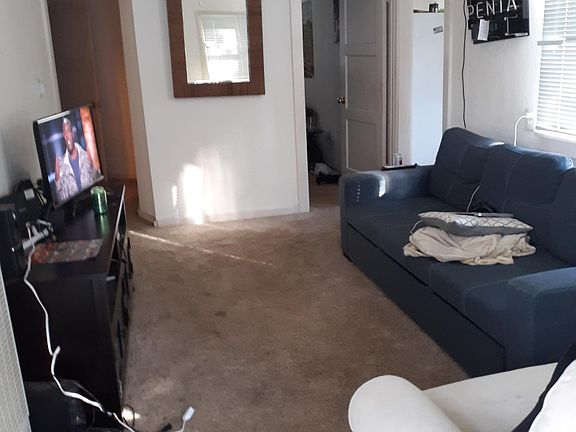 2nd image of 434 1/2 Hathway St