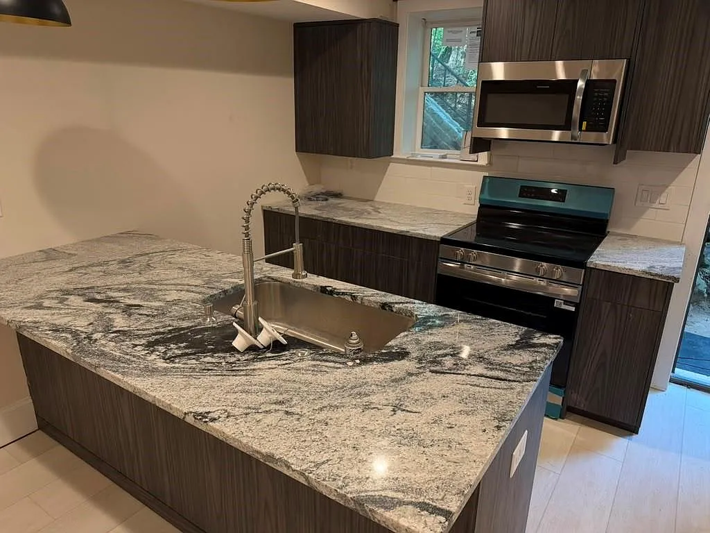 2 bed, 2.0 bath, 938 sqft, $2,800 — Photo 1