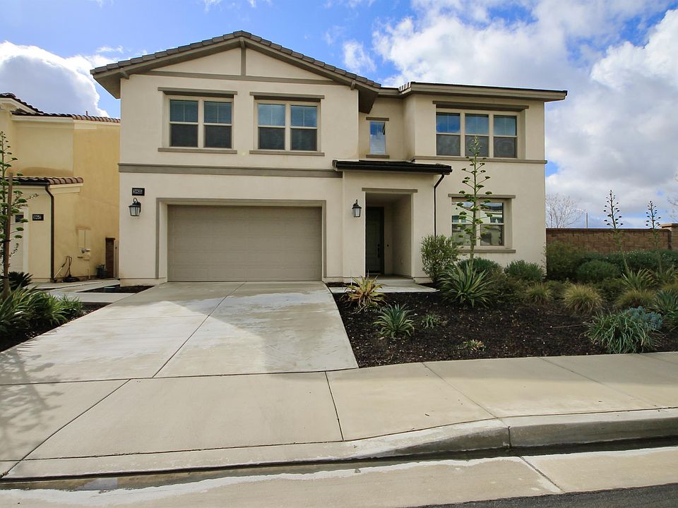 1st image of 30635 Aspen Glen St